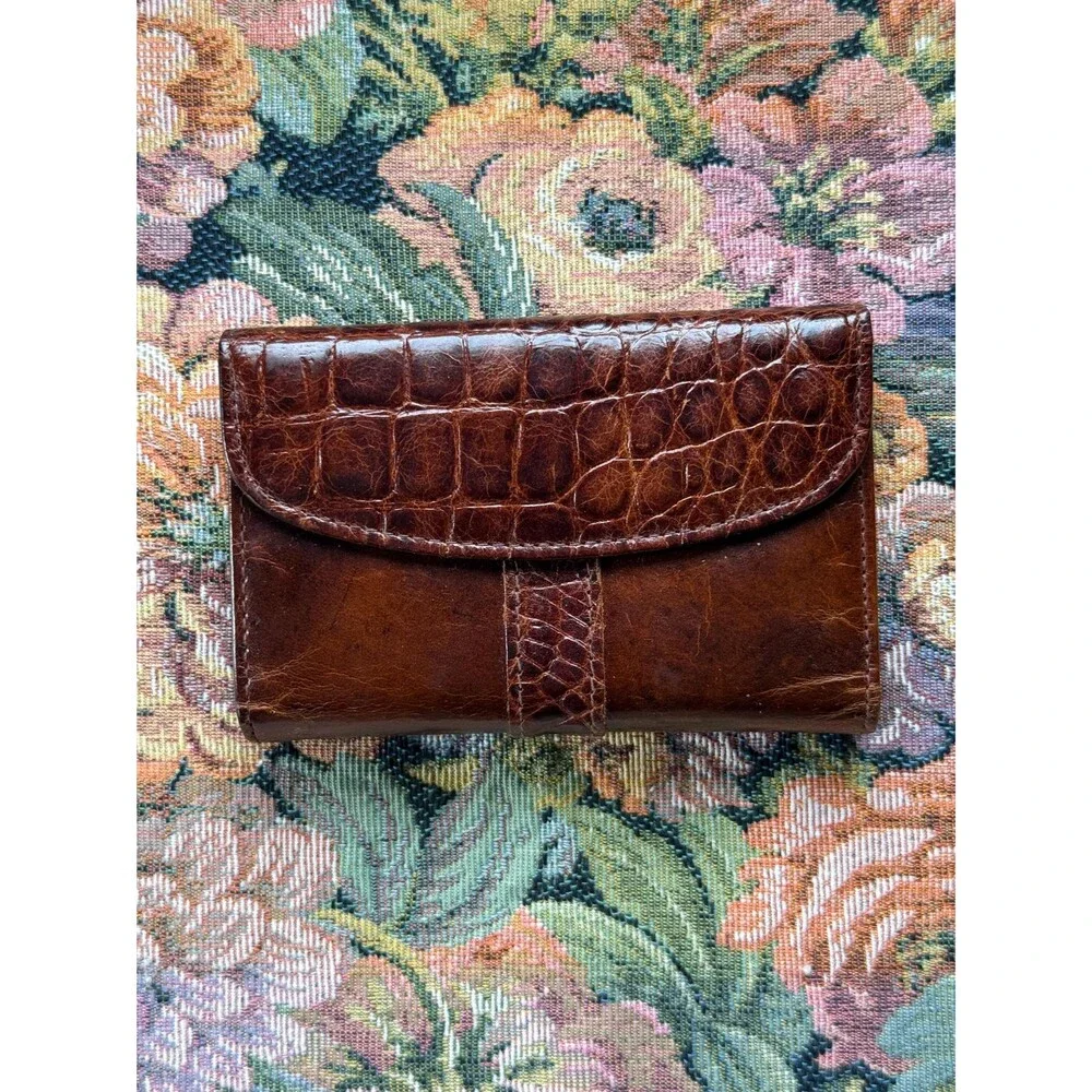 Vintage Buxton Brown Full Grain Leather Cowhide Organizer Wallet Croc Embossed